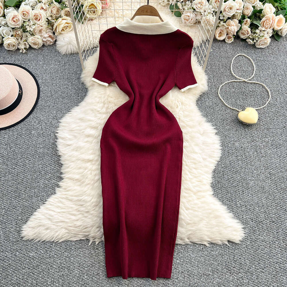 2026 Designer's New Half Zipper High a25 Collar Knitted Dress with Goddess Style Elegant Slimming