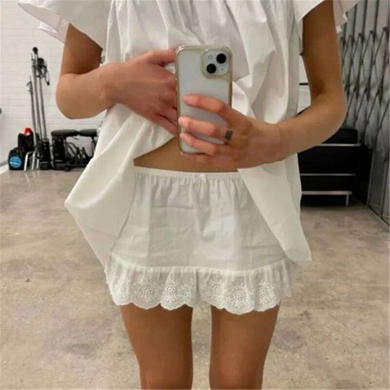 Women Y2k Lace Mini Boho Low Waist Floral Eyelet Short Aline Cute Ruffle Hem Concert Beach Skirt Summer Streetwear Z260314