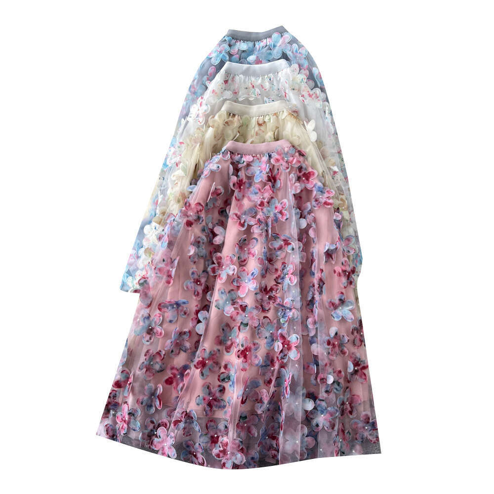 Designer Fairy Heavy Pearl 3D Flower Mesh Skirt 2026 Autumn/Winter French Gentle Style Versatile