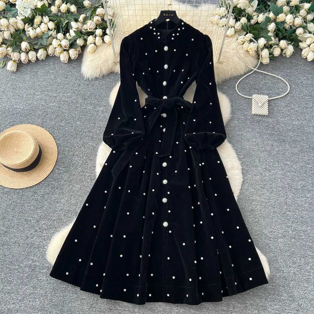 Women Rhinestone Lace Up Dresses Velvet Solid Dress A Line Lantern Sleeve Ankle Lenth Single Breasted Casual Elegant 2025 AutumnT260314