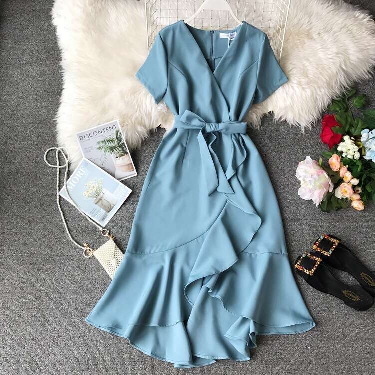 Designer elegant ruffled slit tie slim fit V-neck women's short sleeved dress medium length irregular style 2026