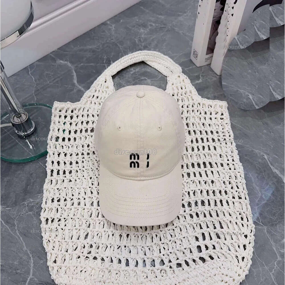 Designer Letter Baseball Cap For Women Summer Casual Caps Men Adjustable Holiday Hats Womens