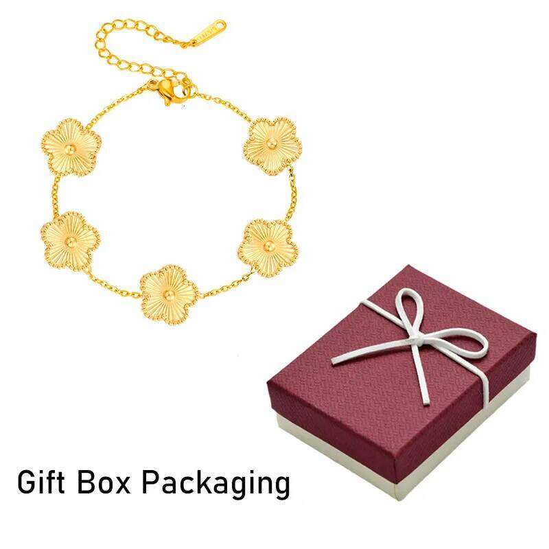Valentine's Day Stainless Steel Bracelet Women With Gift Box Couple Bracelets Woman Man Charm Clover Fashion Jewelry Z260313