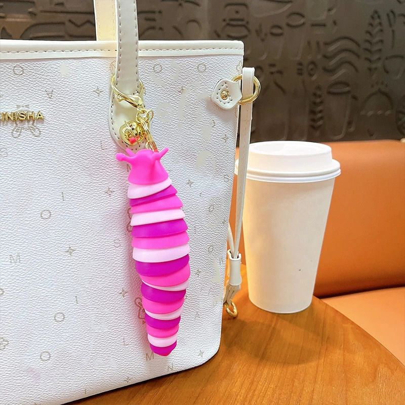 Cute Fidget Slug Keychain Toys 3D Articulated Stretch Sensory Stress Relief Flexible Keyring Bag Phone Pendent Charm 260311