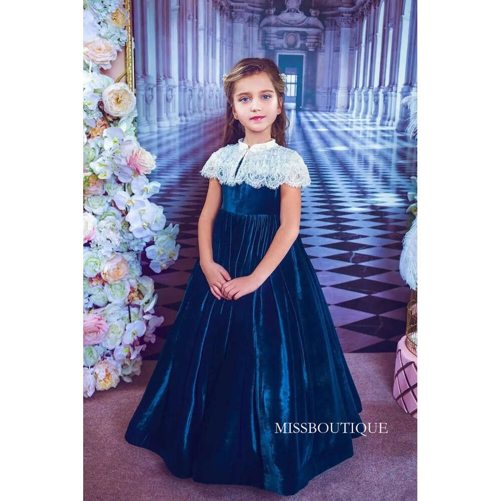 Royal Blue Princess Flower Girl Dresses Sweep Train High Neck White Lace Crystal Beads Veet Gilrs Pageant Little Kids First Communion Dress Dark Red 4