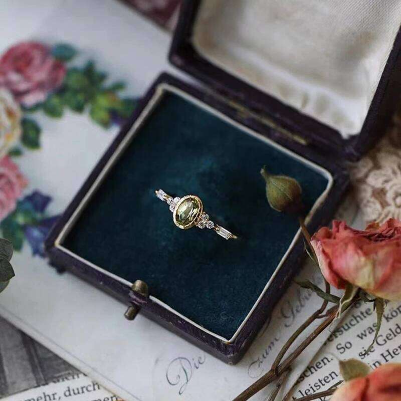 Huitan Unique Oval Olive CZ Rings Women Temperament Elegant Female Accessories for Wedding Party Fancy Gift Trendy Jewelry H260312