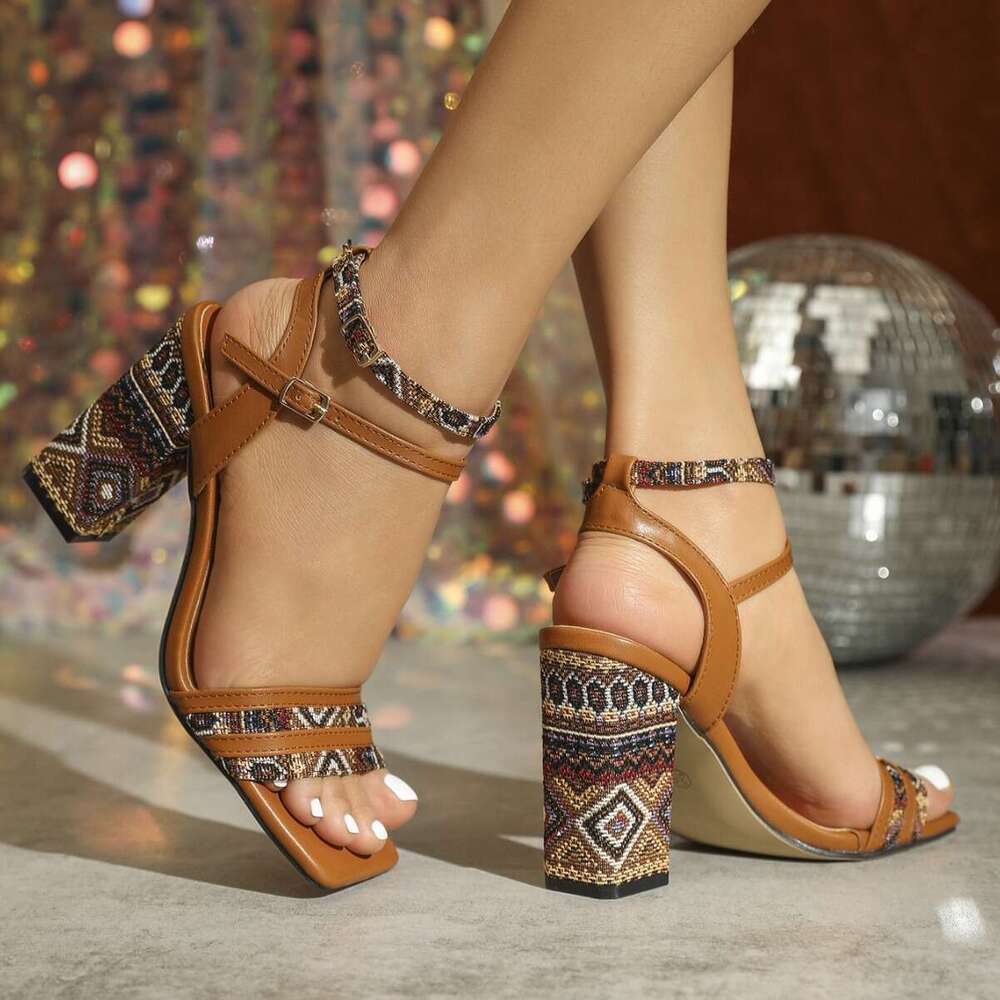 New Retro Woven Style Square-Toed Chunky Heels large size 43 Sandals Women's Fashionable Brown High Heels