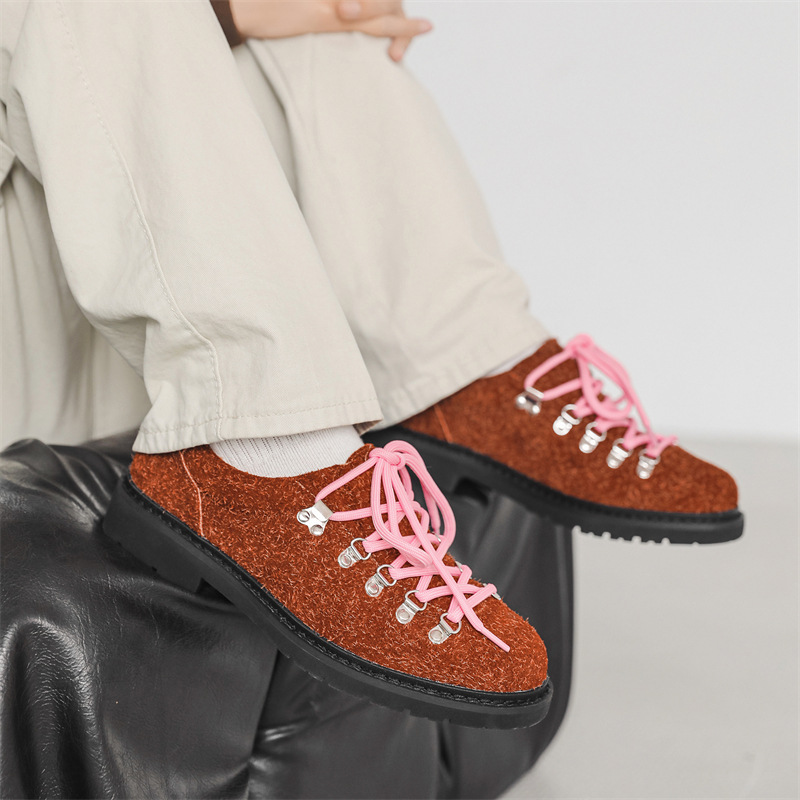 Man Designer Personalized Niche Trendy Casual Leather Shoes Outdoor Cow Suede Fashion British Style Colorful Shoelaces Derby Shoe