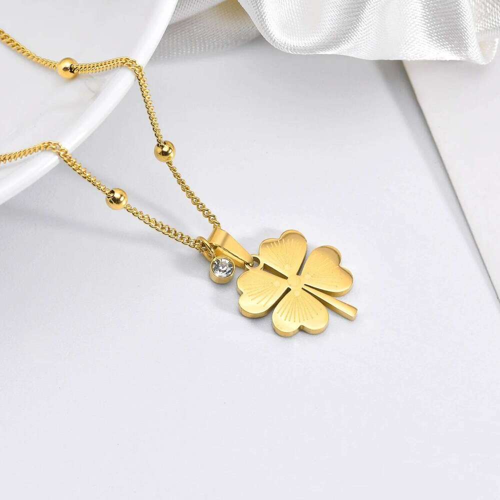 INS Cross-border wholesale stainless steel cr zircon charm pendant necklace for woman H260312