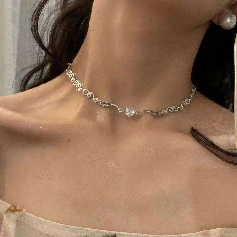 Y2K Silver Color Irregualr Choker for Women Girls Heart Crystal Clavicle Chain Necklace Wholesale Jewelry H260312