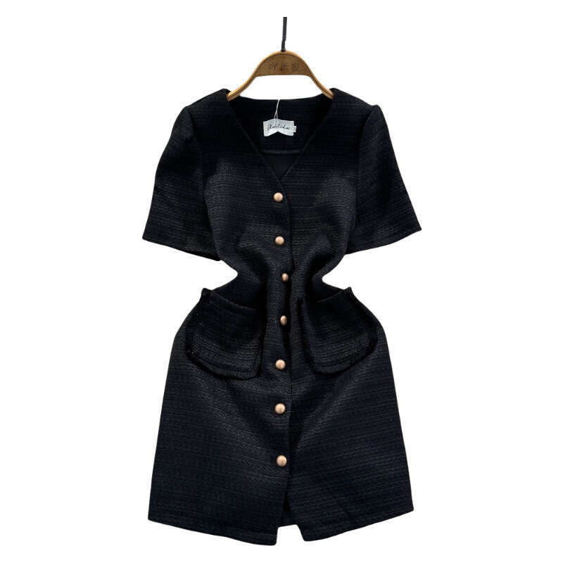 2026 designer French V-neck dress a18 with high-end texture, perfect elegance and slimming for summer, unique and niche