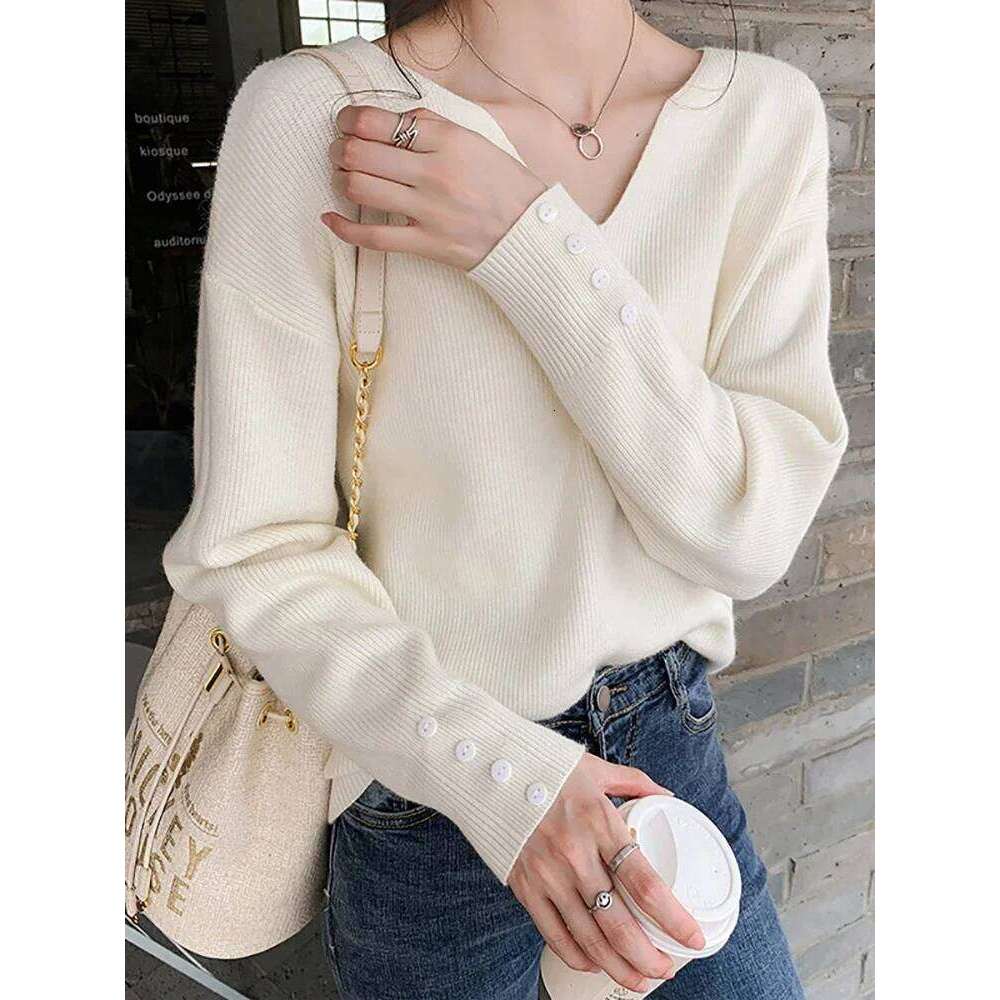 2025 Autumn Winter V Neck Pullovers Loose Button Pullover Women Soft Sweater Jumper Fashion Tops Z260313
