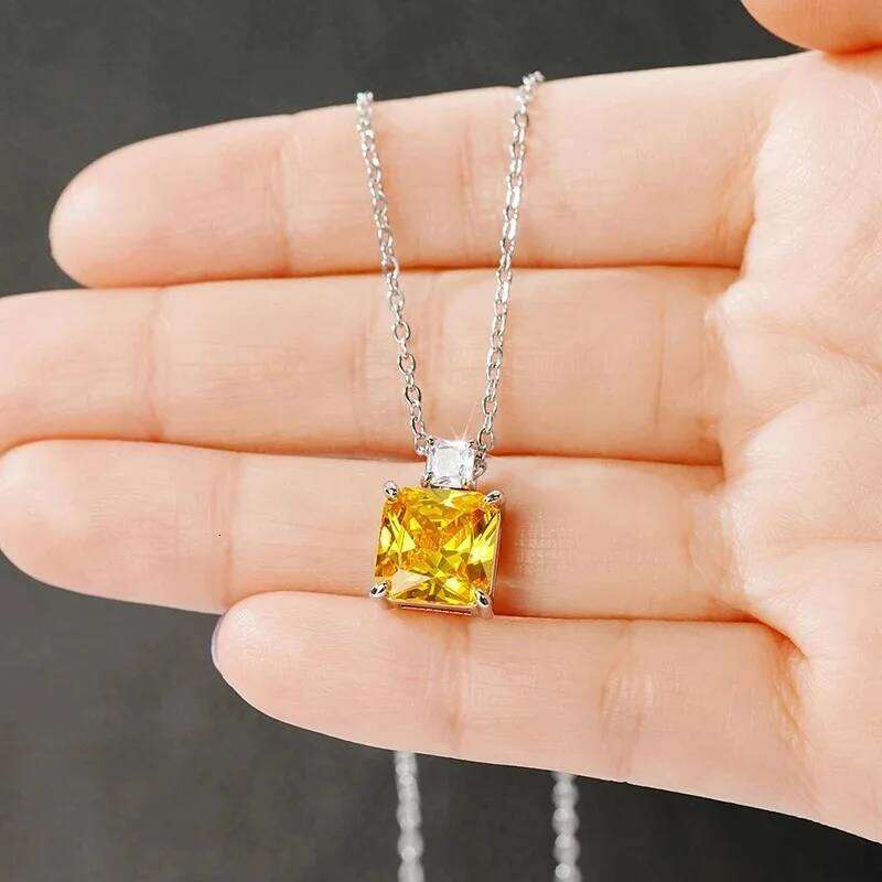 2025 New yellow zircon inlaid sparkling necklace for women with fashionable temperament, elegant personality, and accessories H260312