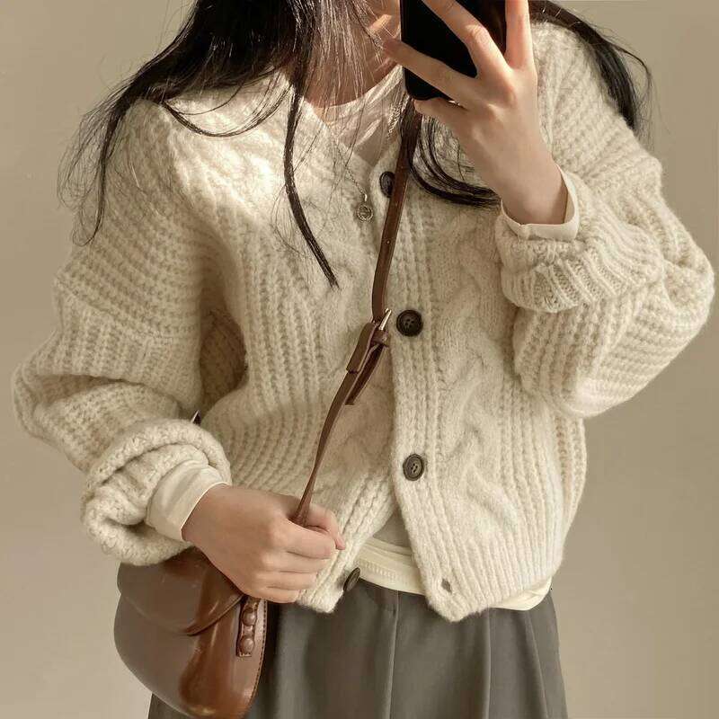 Women Cardigan Sweaters Autumn Winter Fashion Female Long Sleeve V-neck Loose Knitted Shirt Jackets Casual Sweater Coats Z260314