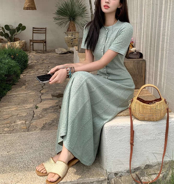 Designer French luxury high-end hollow pattern elegant women's summer short sleeved dress 2026