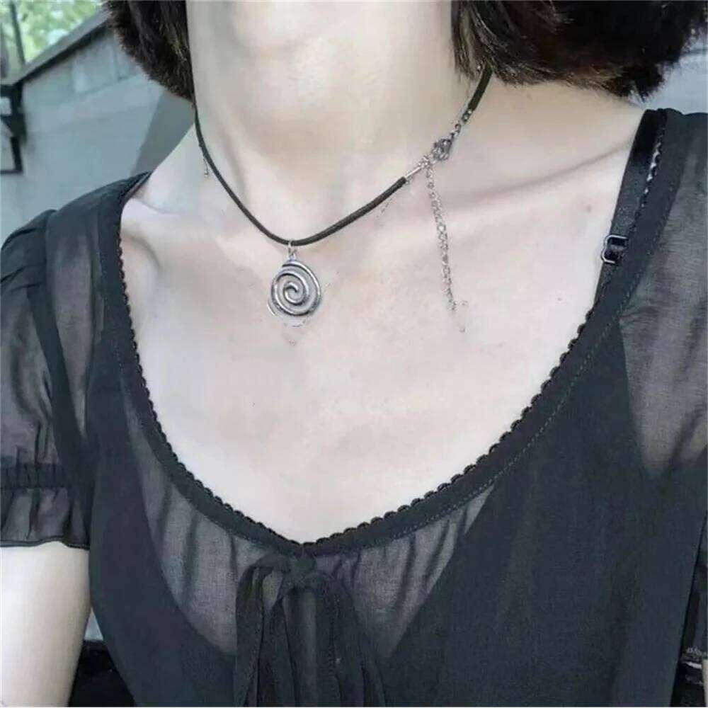 Vintage Spiral Vortex Pendant Hand-woven Leather Rope for Women Unisex Boho Pentagram Necklace Fashion 2023 Y2K Jewelry H260312