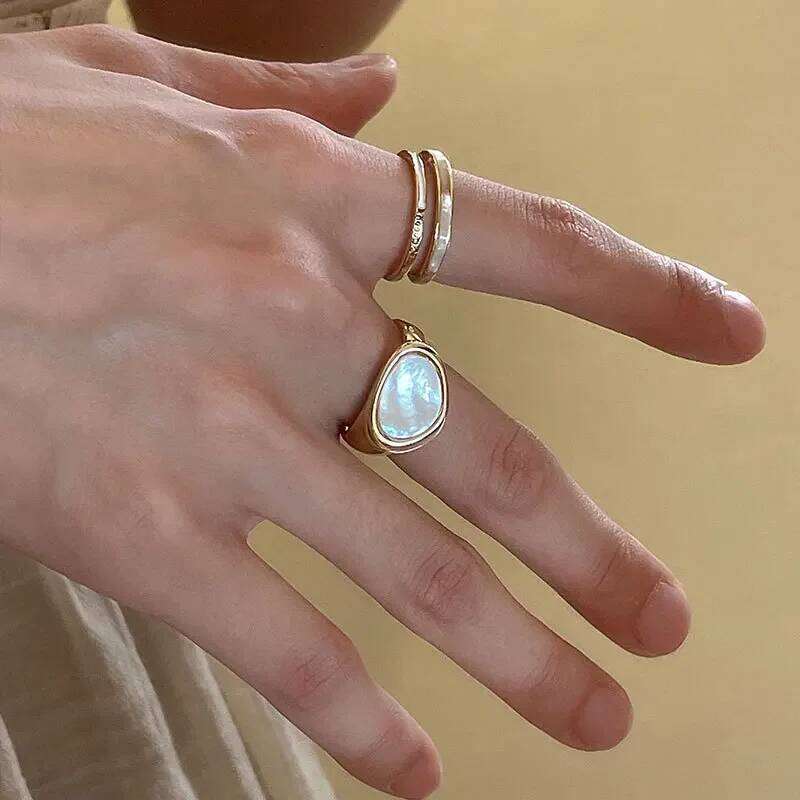 New Fashion Emerald Drip Glaze Adjustable Ring for Women 2023 French Retro Gold Color Metal Rings Exquisite Wedding Jewelry Gift H260312