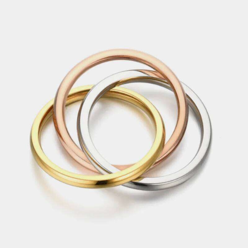2025 Hot Selling Stainless Steel Fashion Classic Style Three Interlocking Ring For Women Men Jewelry Gifts Size 5-11 H260312
