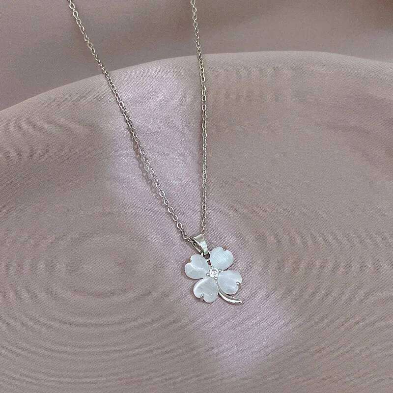 Fashion Moonstone Cr Pendant Necklace Stainless Steel Chain Jewelry Gifts for Women Girls Daily Party Accessories H260312