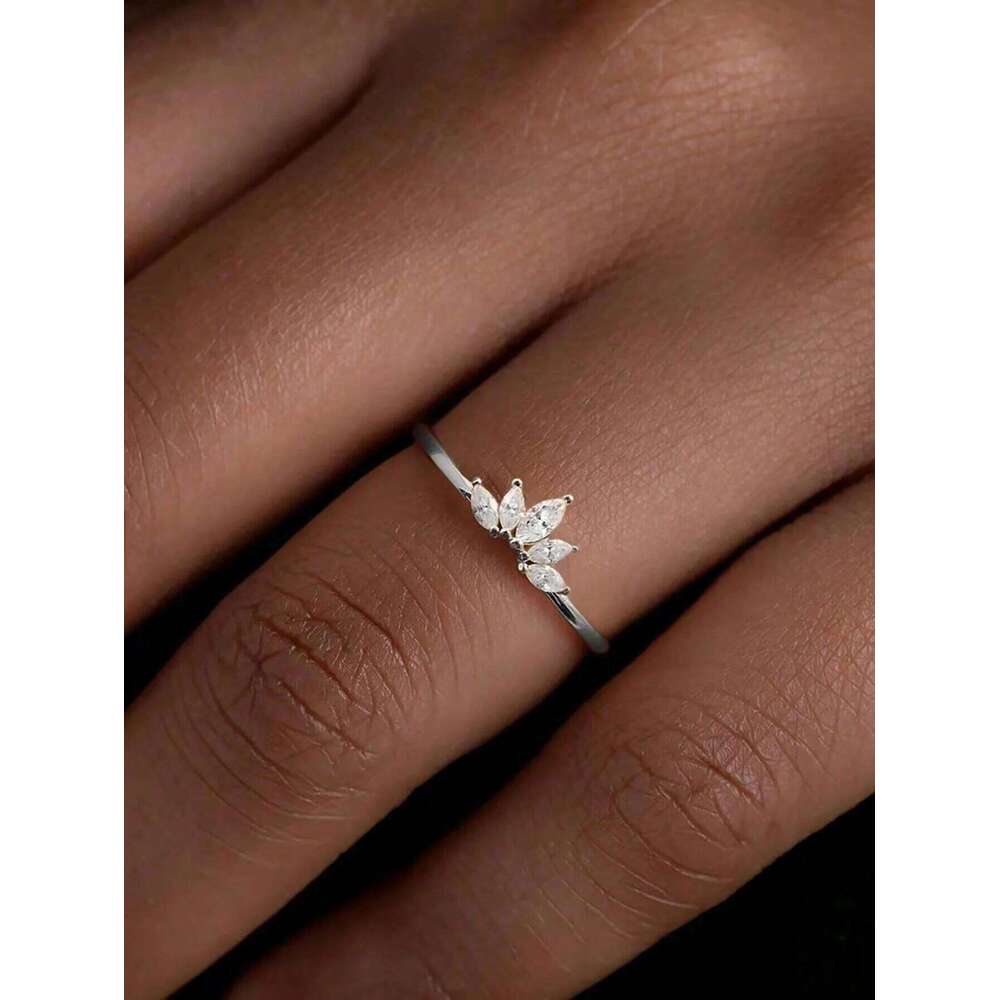 925 Sterling Silver Zircon Gorgeous Shine Simplicity Heart Crown Ring For Women Party Cute Romantic High Quality Jewelry H260312