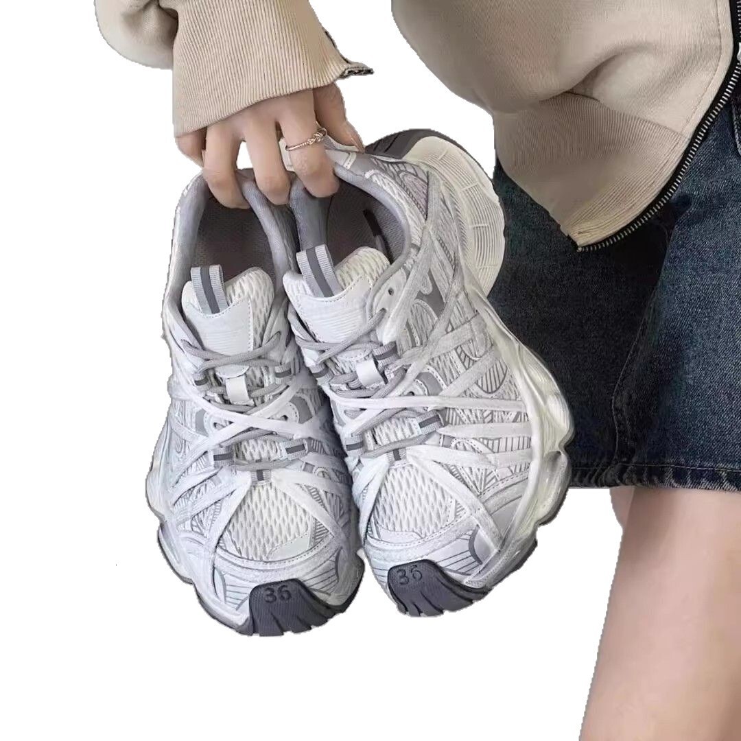 New Trendy Shoes Lace-Up Thick-Soled Dad Sneakers for Men and Women Super Stylish Mesh Sports Shoes Trendy and Versatile Breathable Designer Shoes