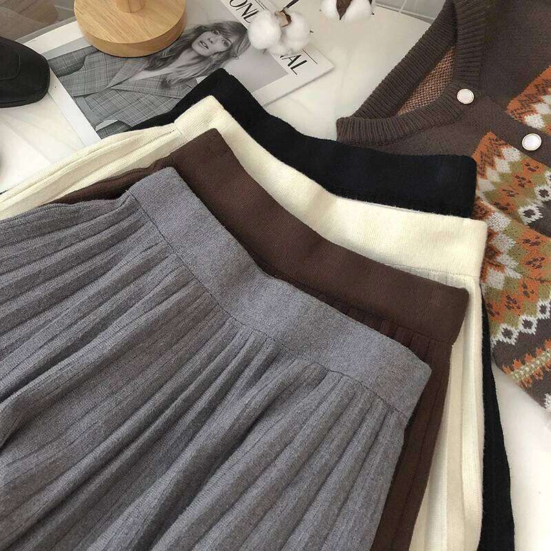 Knit White for Autumn A Line Short Woman Elastic Waist Women Knitted Black Mini Pleated Skirt Z260314