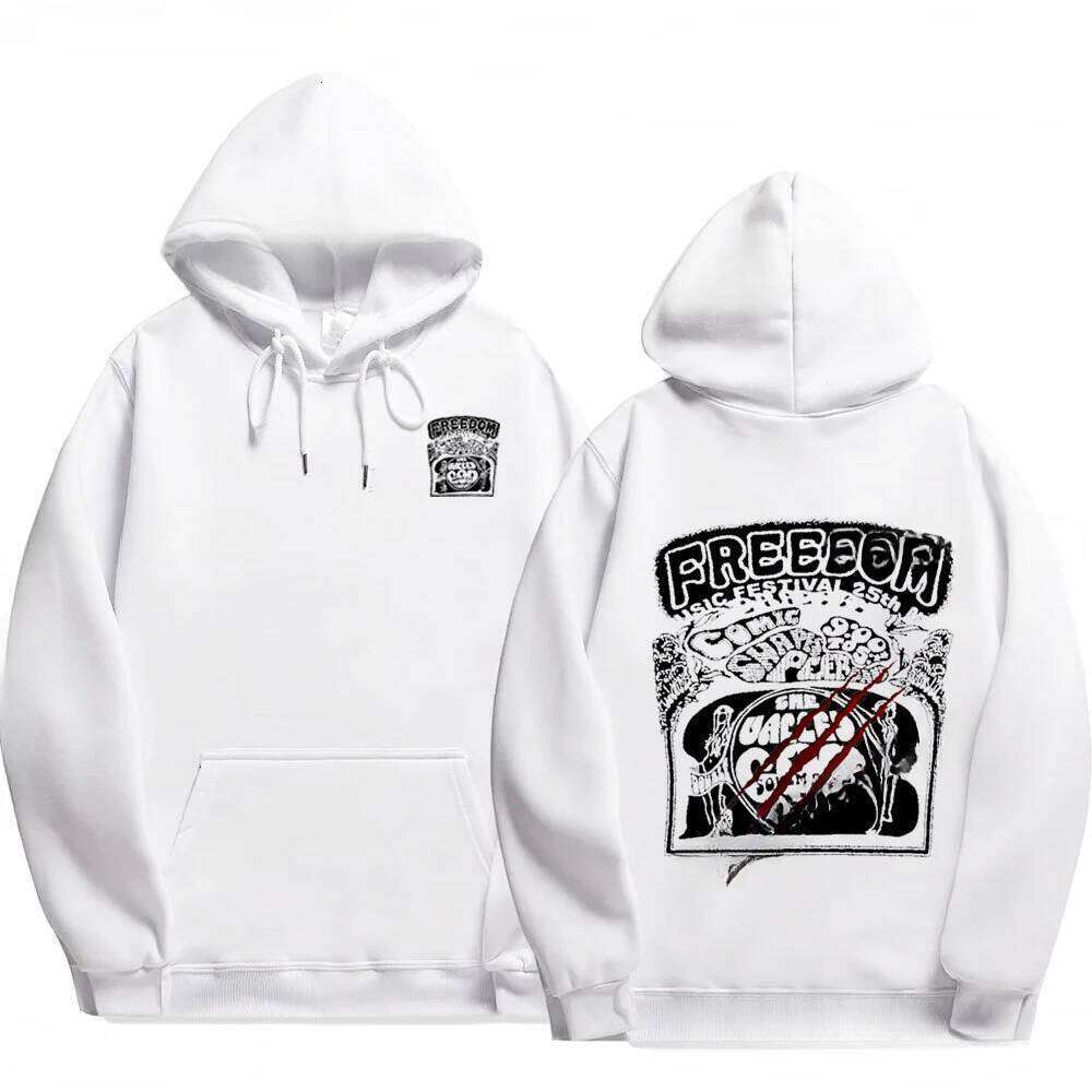 The new freedom letter-printed is suitable for both men women. It's a casual and sporty hoodie with street fashion Z260314