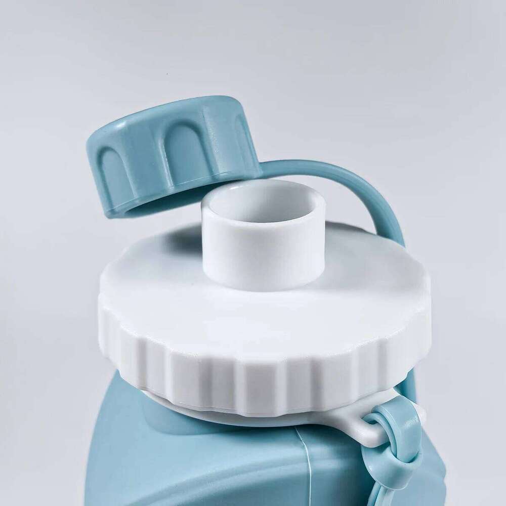 Outdoor Sports Water Kettle 600ml 20.29oz, Leak-Proof, Foldableable High Temperature Resistant, Food Grade Silicone Material Without Bpa, Suitable for