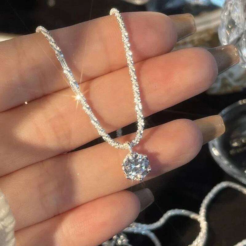 2025 New Sparkling Silver Color Necklace with White Zircon Pendant Women Trendy Clavicle Chain Choker Wedding Party Jewelry Gift H260312