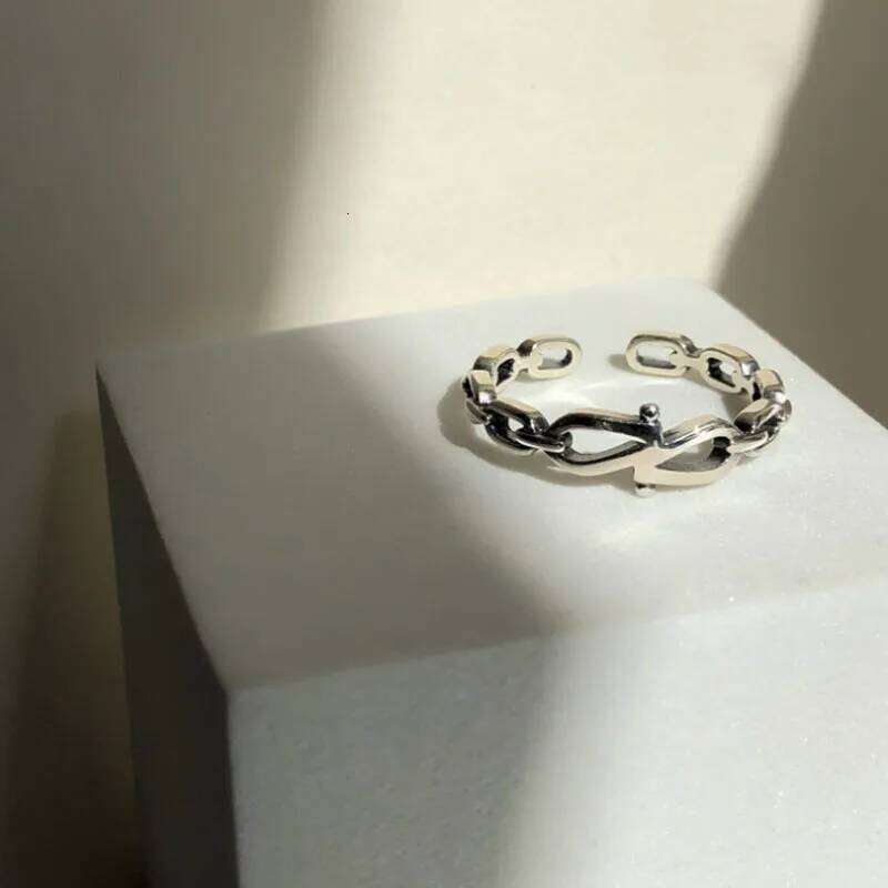 VENTFILLE 925 Sterling Silver Finger Rings New Fashion Creative Black Stone Geometric Birthday Party Jewelry Gifts H260312