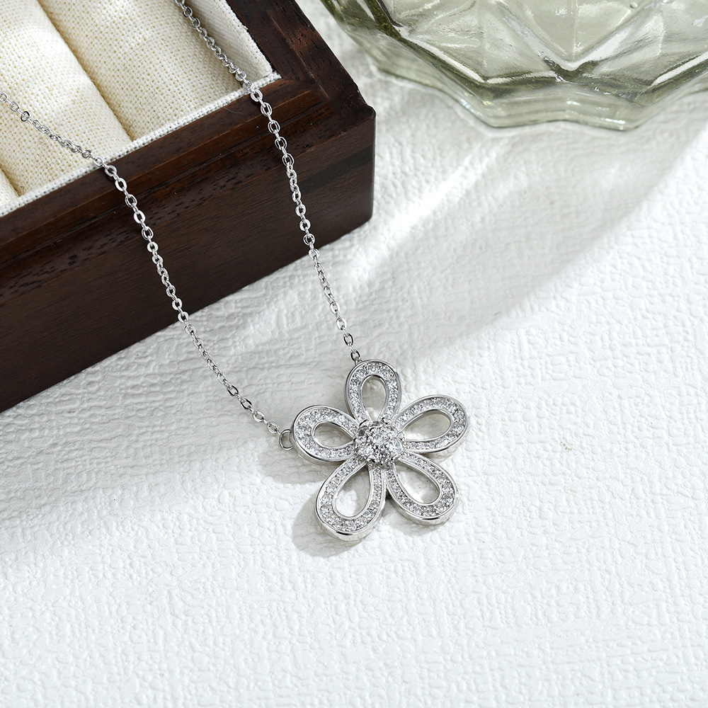 Seiko Full Diamond Fashionable Women's Accessories Sunflower Necklace For Women Ins Style Light Luxury Simple Fashion Versatile Niche Design