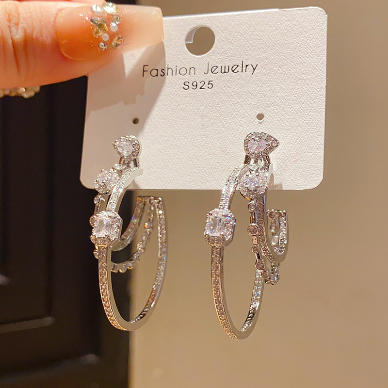 Silver needle metallic light-luxury diamond-embellished hollow geometric circular three-layer earrings with a niche high-end exquisite temperament