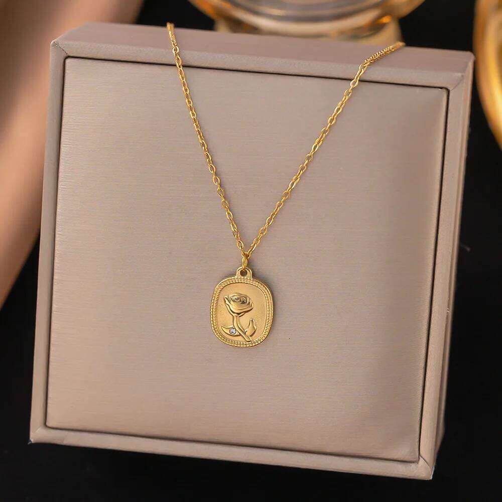 Stainless Steel Flower Pendant Necklace For Women Fashion Ladies Gold Color Clavicle Chain High Quality Jewelry Wedding Gifts H260312