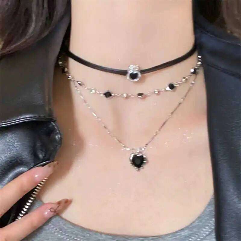 Gothic Y2K Multi Layer Black Peach Heart Pendant Choker Clavicle Chain Necklace For Women Girls Aesthetic Jewelry Accessories H260312
