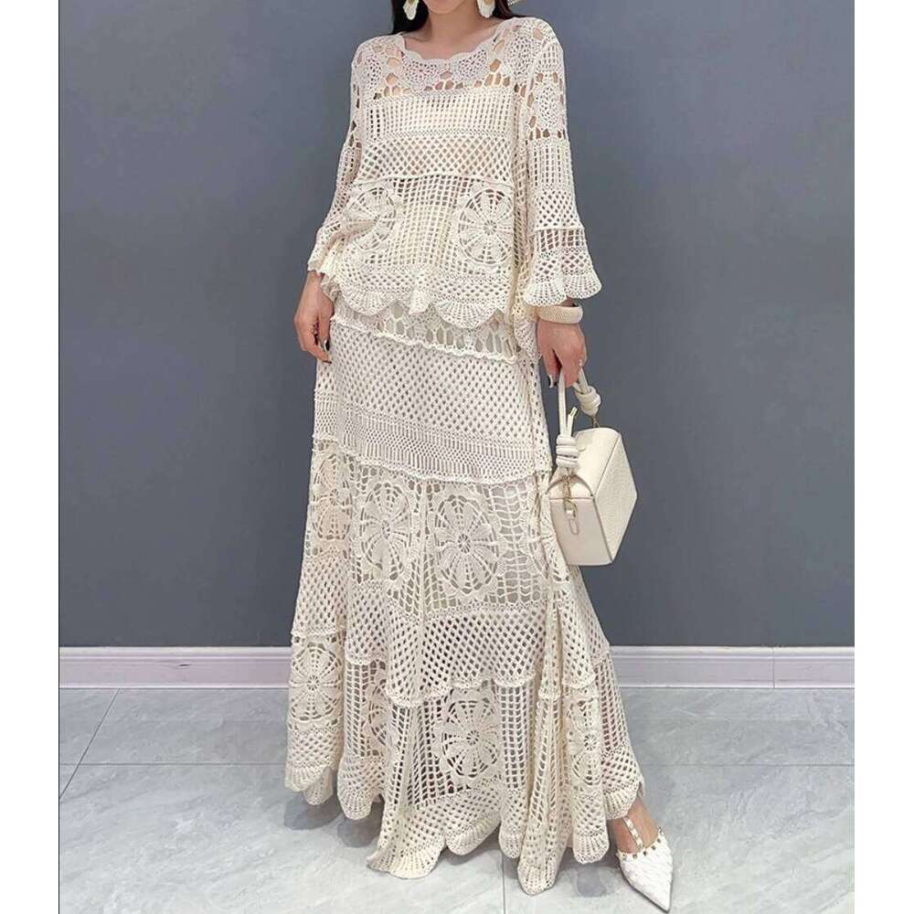 Superaen Spring New European And American Women S Clothing Fashion High End Top Tshirt Pleated Skirt Sets MAKOUFEI