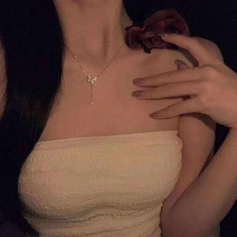 Shiny Crystal Butterfly Pendant Zircon Exquisite Pearl Clavicle Chain Necklace For Women Wedding Party Jewelry Gifts H260312