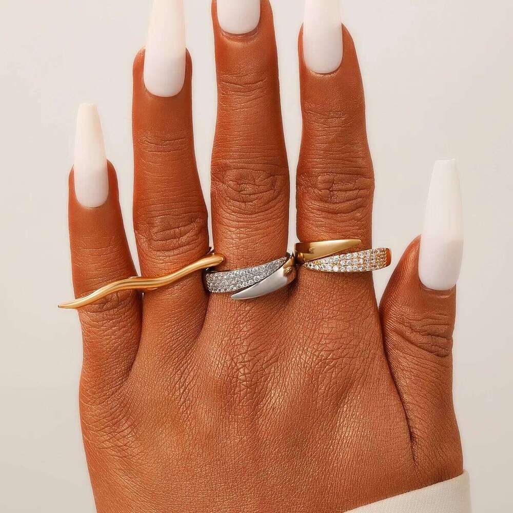 New Fashion Stainless Steel 18K Gold Plated Sun Rings for Women Rhinestones Inlaid in Hollow Metal Texture Ring Trendy Jewelry H260312