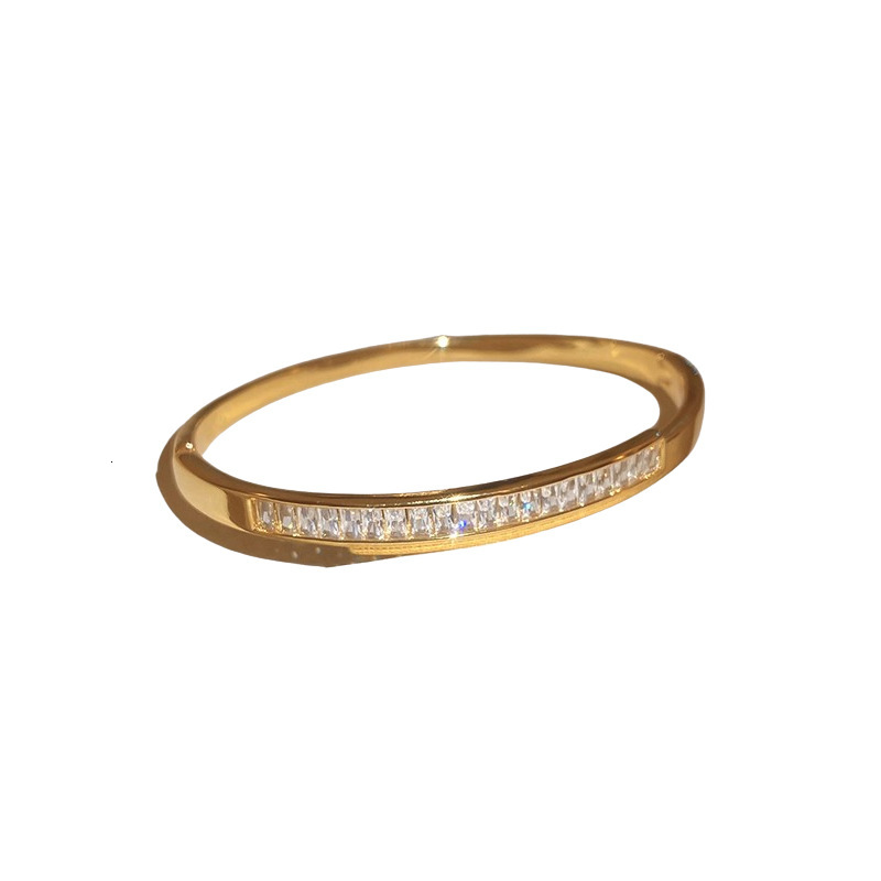 Gold-Plated Diamond-Studded Letter Open Bangle Niche Versatile Wrist Accessory Luxury-Inspired Premium Quality Women's Holiday Gift Ladies' 