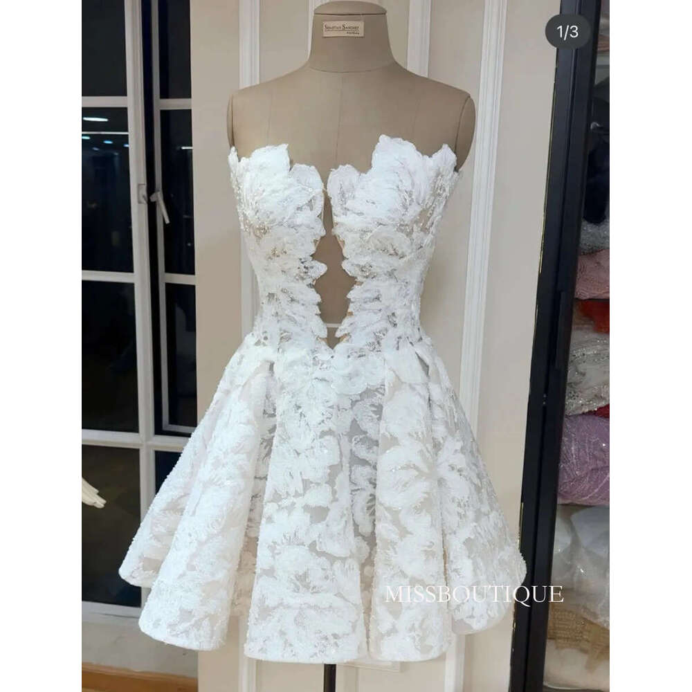 Lovely White Short Homecoming Dresses A Line Sweetheart Lace Backless Ruffles Mini Evening Prom Cocktail Club Gowns Bride Summer Dress J30 B0313
