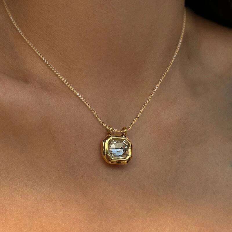 Huitan Fashion Box Chain Necklace Female Gold Color Brilliant Zirconia Pendant Jewelry for Engagement Trendy Simple Accessories H260312