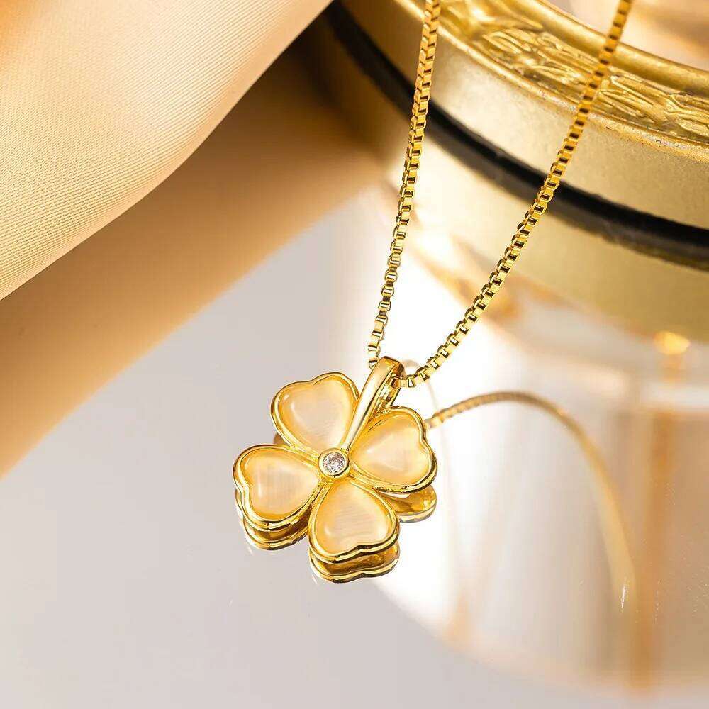 Exquisite Cr Pendant Necklace For Women Beautiful Flower Classic Light Stainless Steel Clavicle Chain H260312