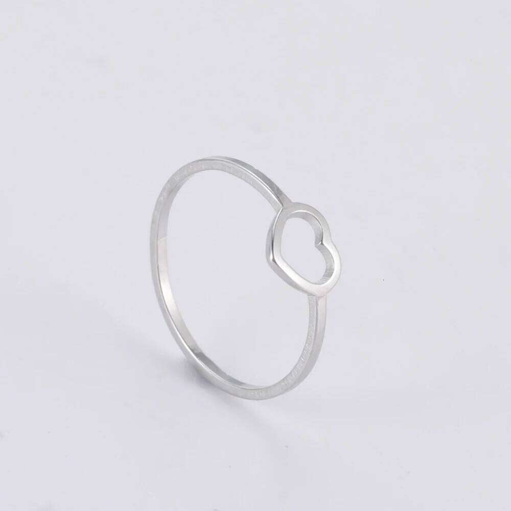 Skyrim New Simple Hollow Heart Rings for Women Stainless Steel Minimalist Finger Ring Jewelry Engagement Anniversary Gifts H260312