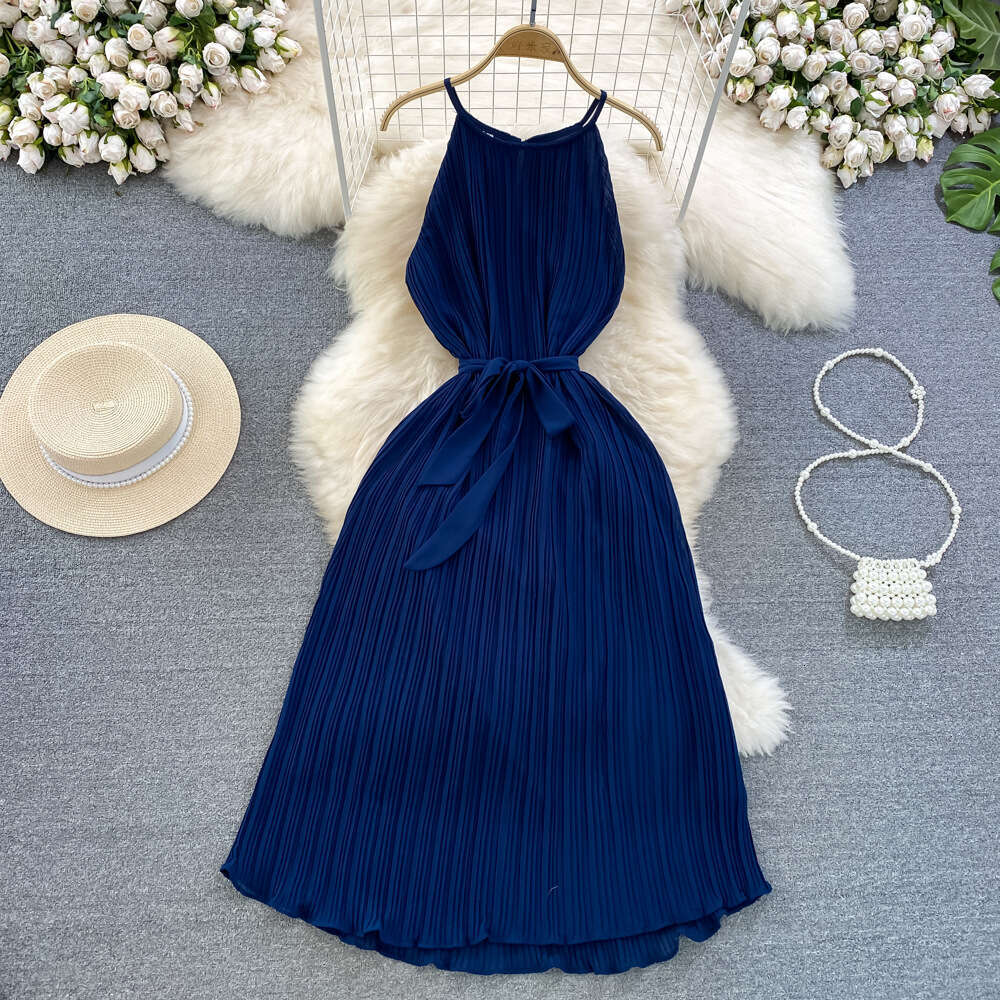 Seaside vacation beach skirt, fashionable and gentle style, A12 backless collar, sleeveless waist, medium length A-line pleated skirt