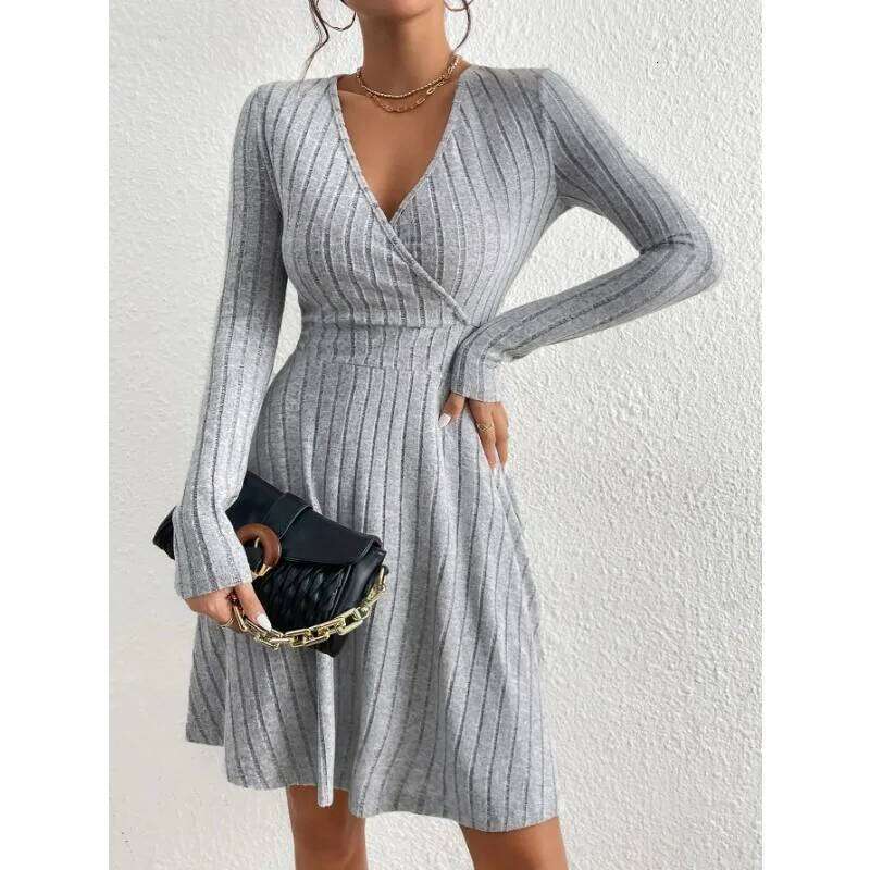 Autumn/Winter 2024 Women Knit Slim Sexy Bodycon V-Neck Long Sleeve Solid Casual Midi Sweater Dress Robe Femme t Z260313