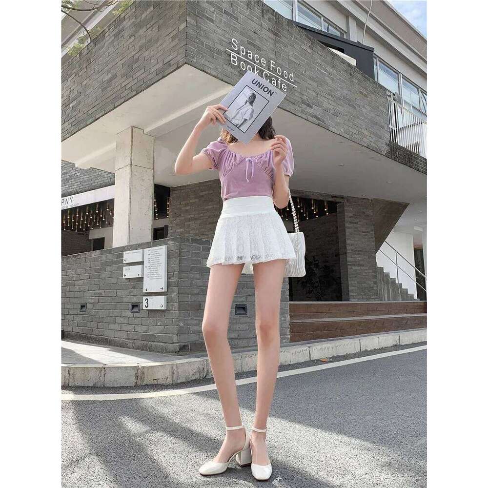 A Line New Ultra-short Mini Pants Elastic Waist Joker Lace Pleated Sexy Fashion Black White Skirt Z260314