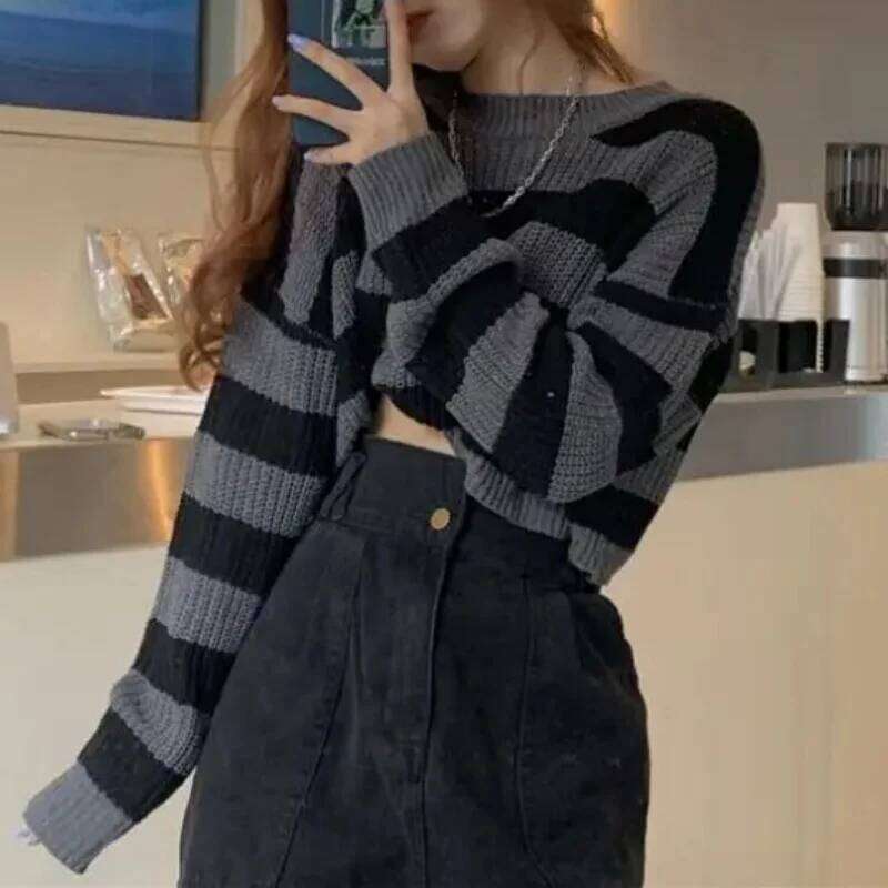 Korean Style Striped Cropped Sweater Women Vintage Oversize Knit Jumper Female Autumn Long Sleeve O-neck Pullovers Tops Z260313