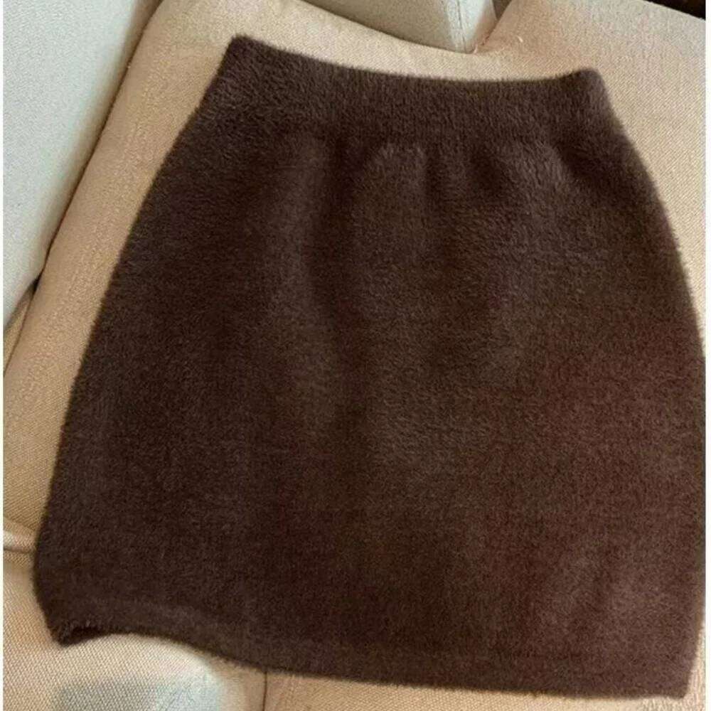 Elastic Waist Slim Women Short Sexy Elegant All-Match Basic Mini Winter Sweet Casual Knit Imitation Mink Fur Skirt Z260314