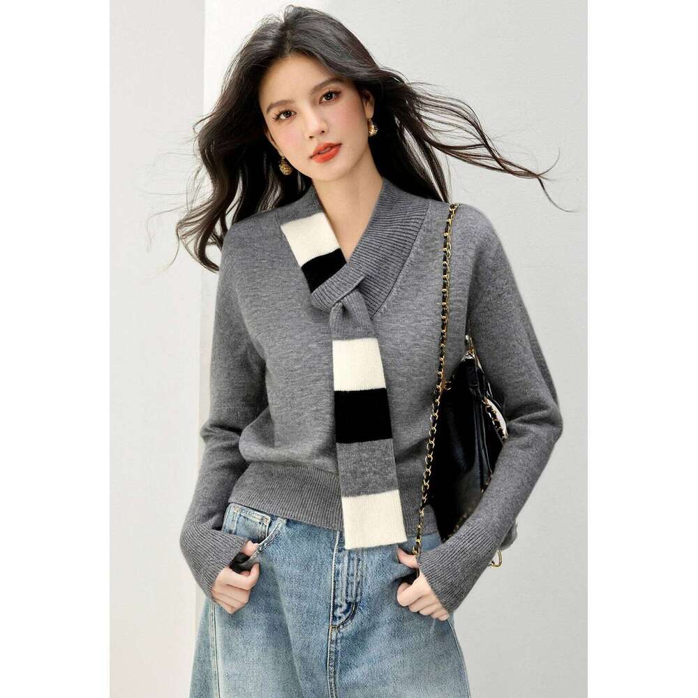 Loose And Slimming Long-Sleeved Sweater Top With A Contrasting Color Scarf Collar For The Winter Of 2025 Z260313