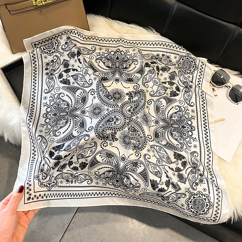 Korean-Style Internet Celebrity Versatile Fashion Zebra 70 Imitation Silk Square Scarf High-End Floral Neck Scarf