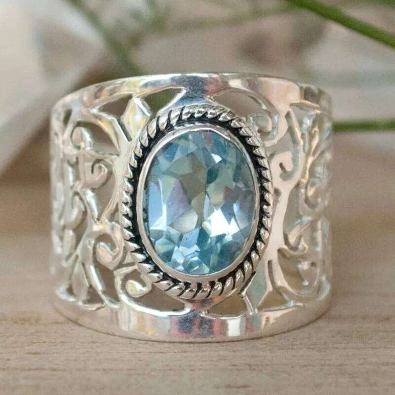 Huitan Hollow Out Wide Ring with Oval Sky Blue Stone Trendy Accessories for Women Wedding Party Female Rings Statement Jewelry H260312
